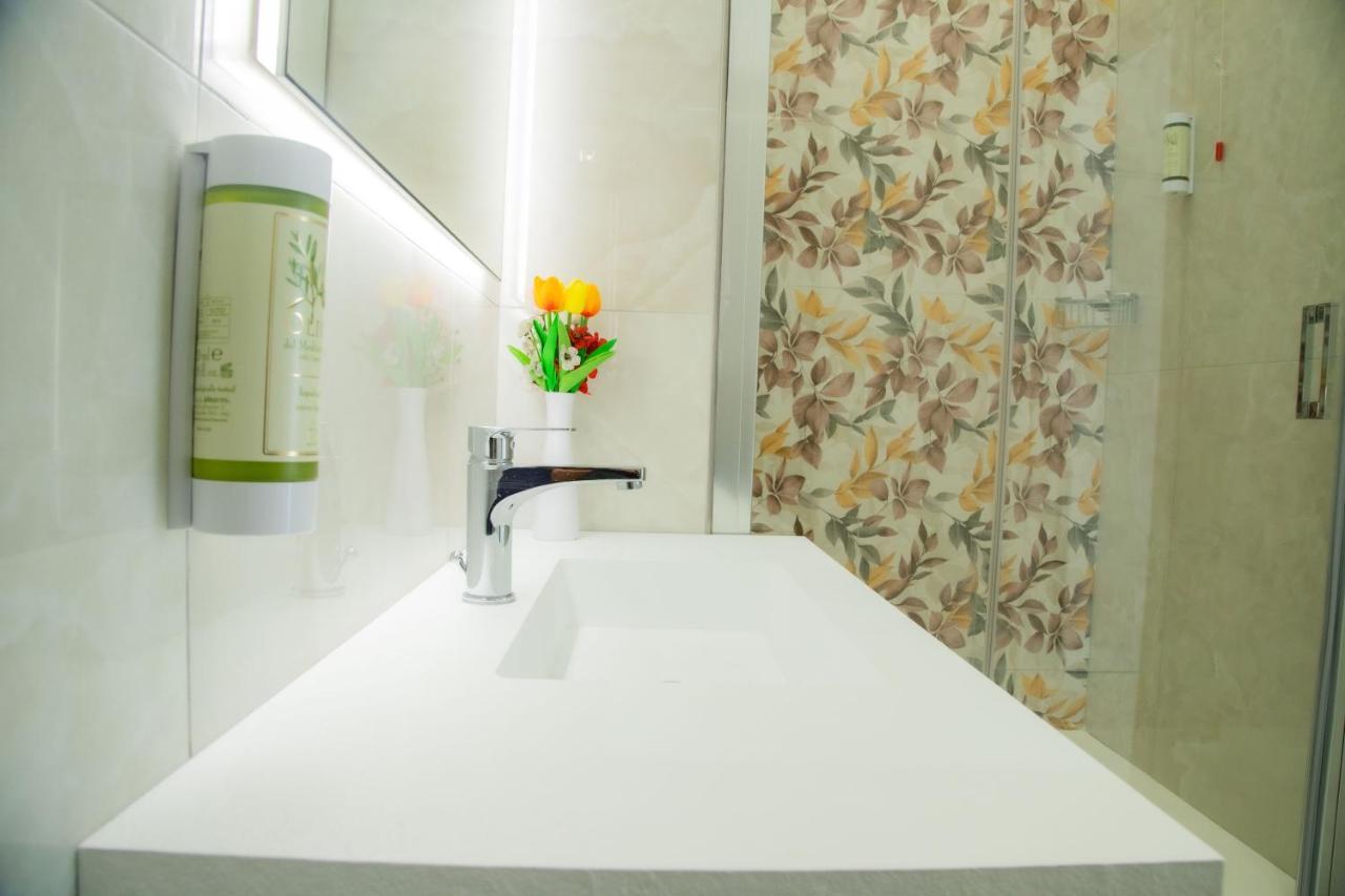 Lagi Suites Неаполь Экстерьер фото