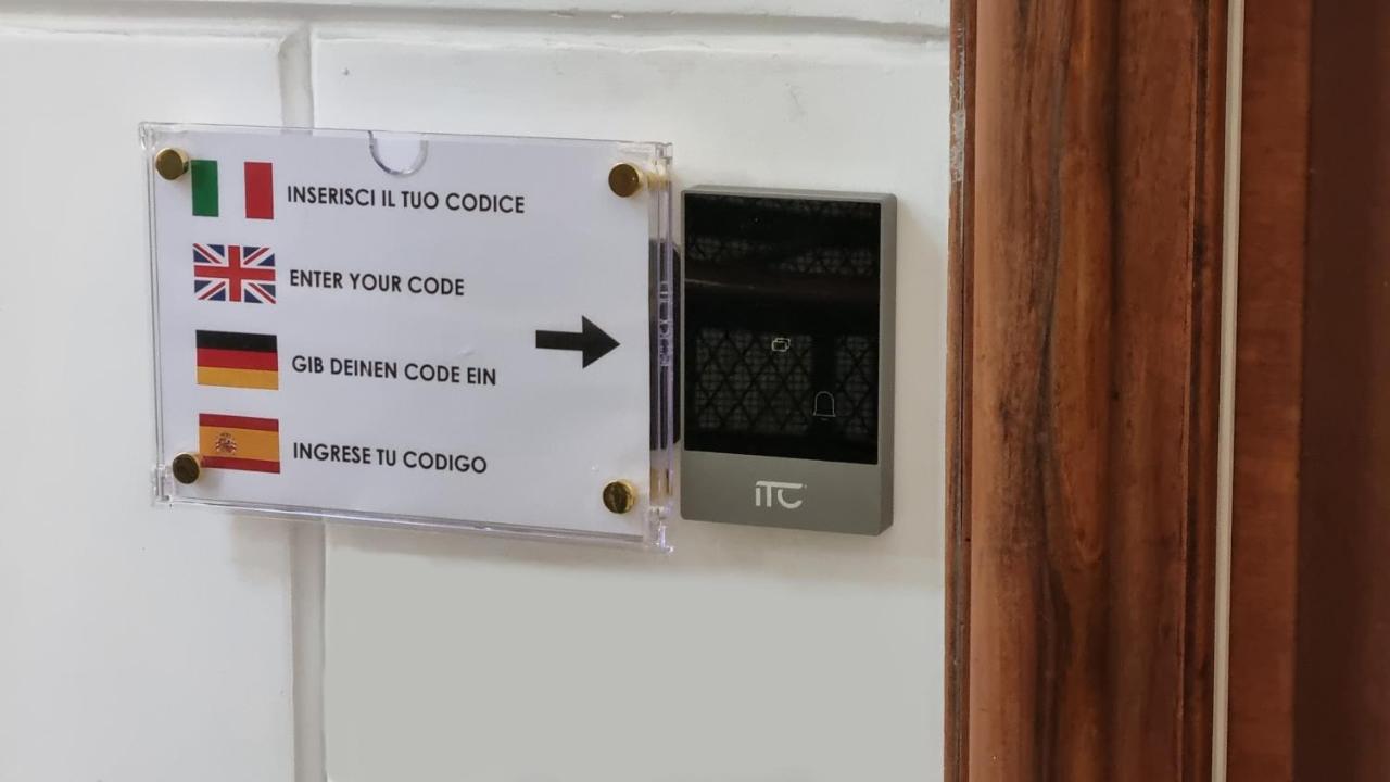 Lagi Suites Неаполь Экстерьер фото